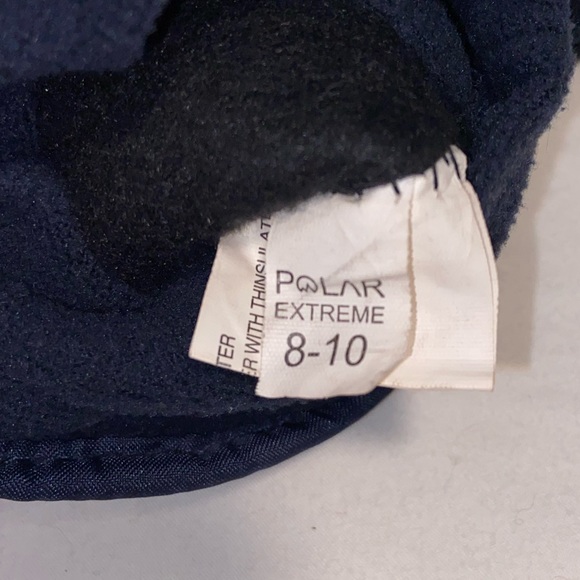 4 pairs of gloves and 2 hats. Used condition several different sizes - Picture 7 of 13